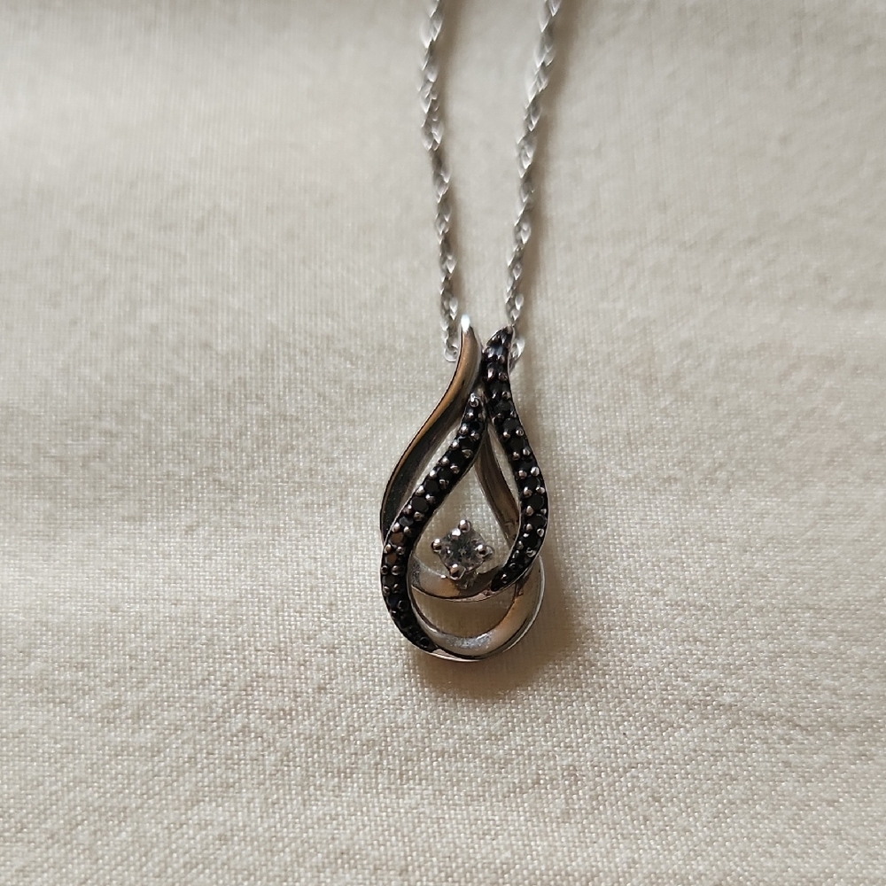 Sterling Silver Teardrop Pendant Necklace with Black Accents